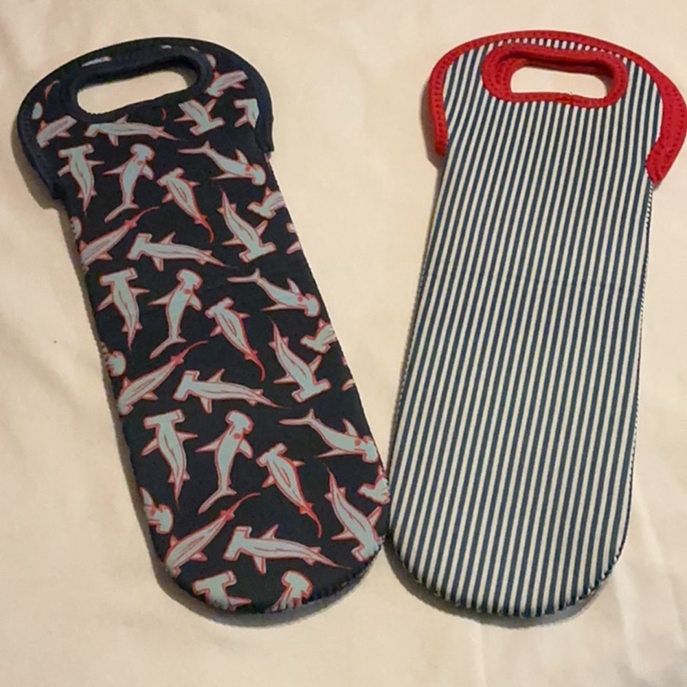 NEW Set of 2 Southern Tide Wine Bottle Holders striped & hammerhead shark design - Picture 4 of 4